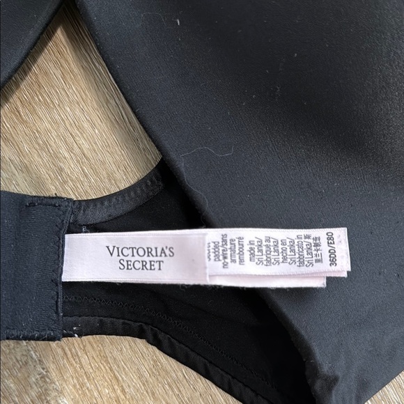 Victoria's Secret Size 36DD Black Bra Seamless Adjustable - Picture 2 of 9